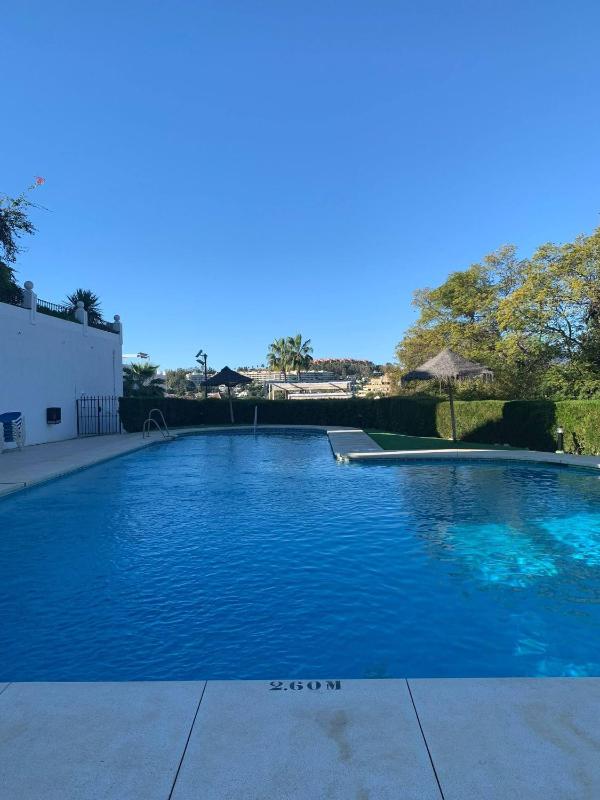 Luxury Townhouse Sea Views 10 Min from Puerto Bans - image 7