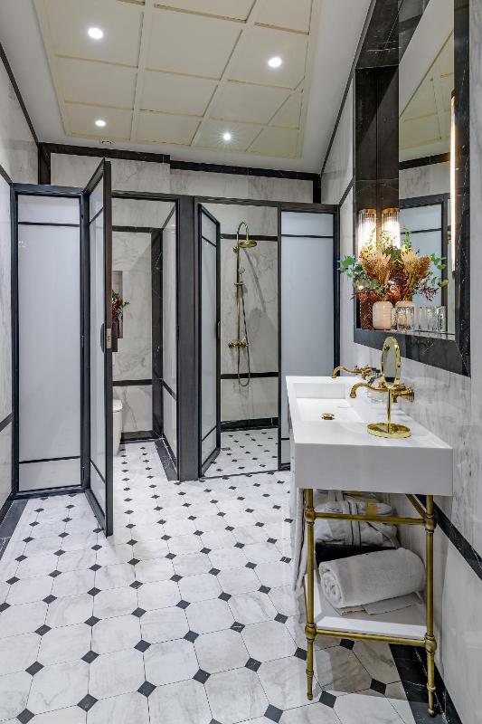 Suite image 4