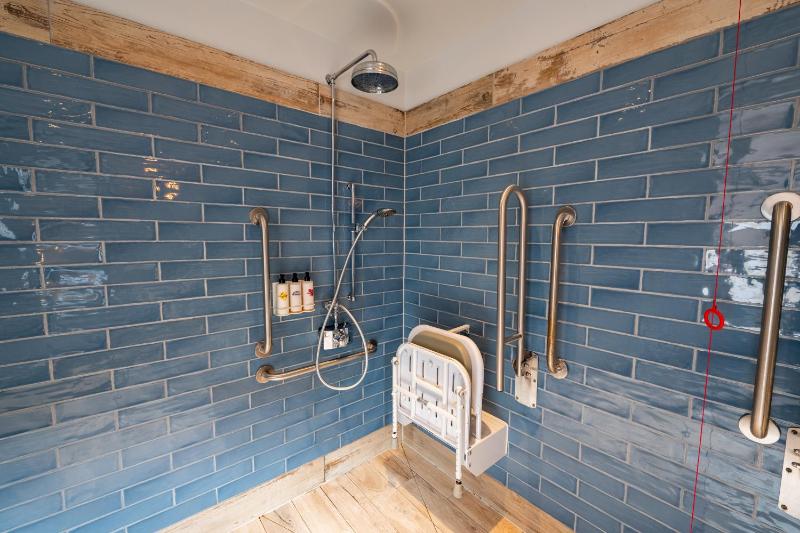 Double or Twin Room - Disability Access image 1