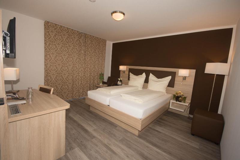 Double Room with Terrace image 2