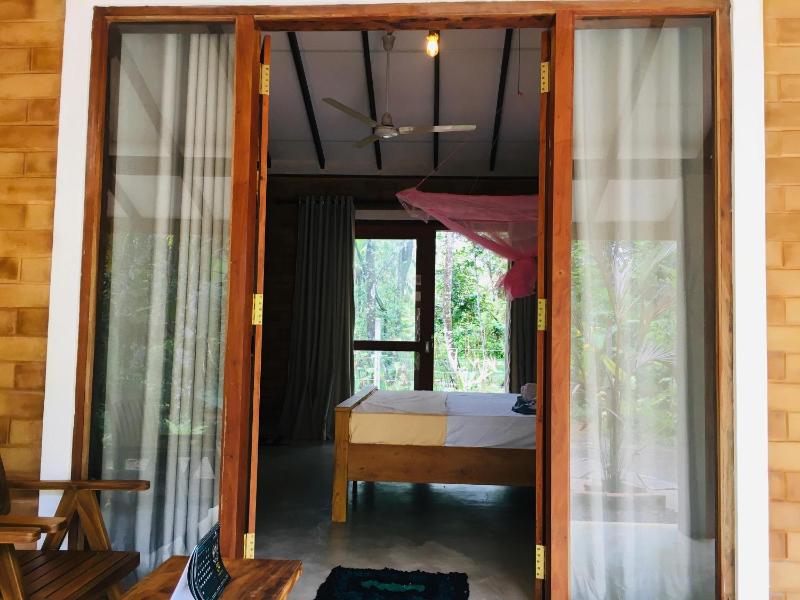 TEACO VILLA Ahangama - image 16