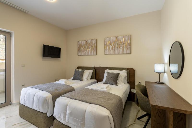 Elysian Villas - With 2 Private Pools - image 13