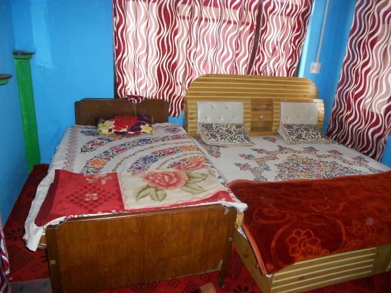 Budget Triple Room image 2