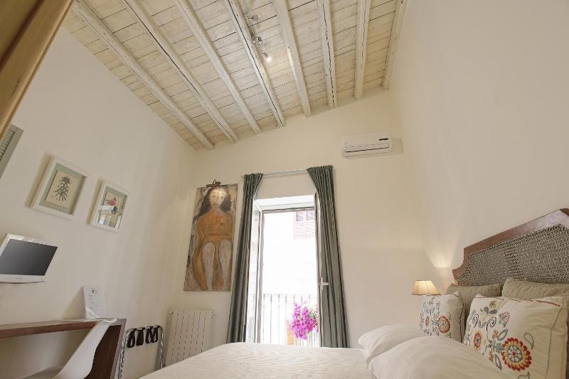 Double or Twin Room image 1