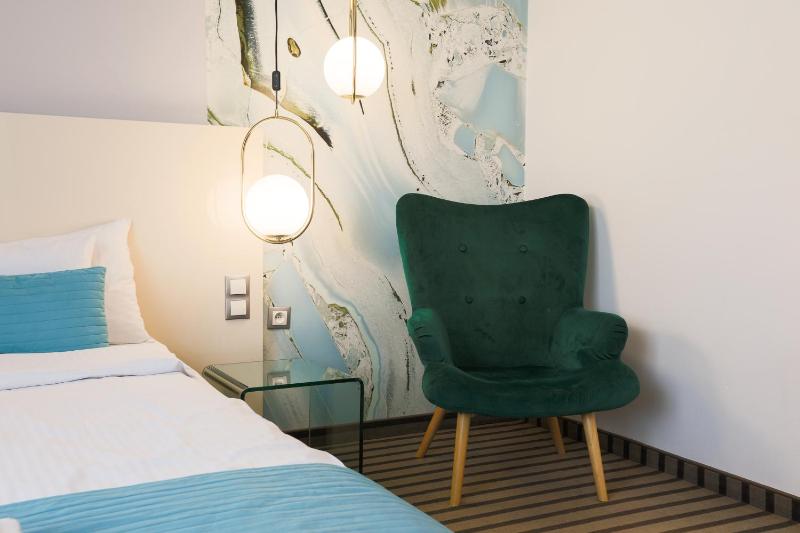 Deluxe Single Room image 2