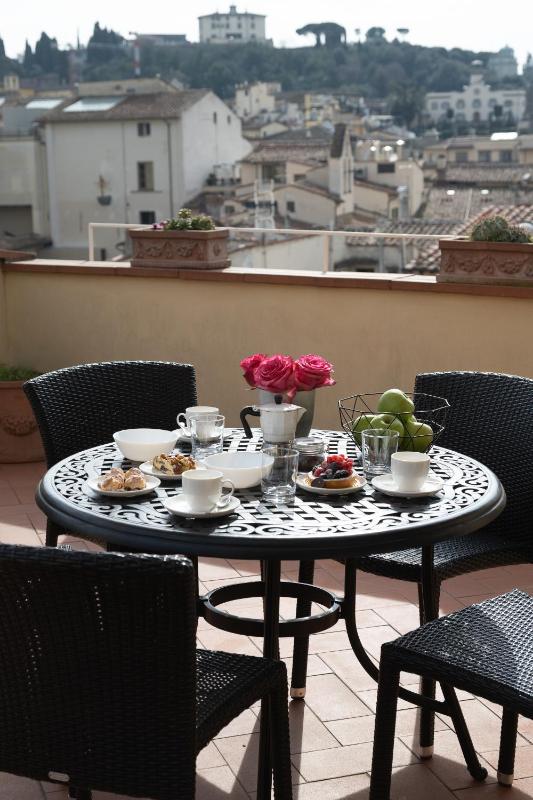 Penthouse Apartment image 2