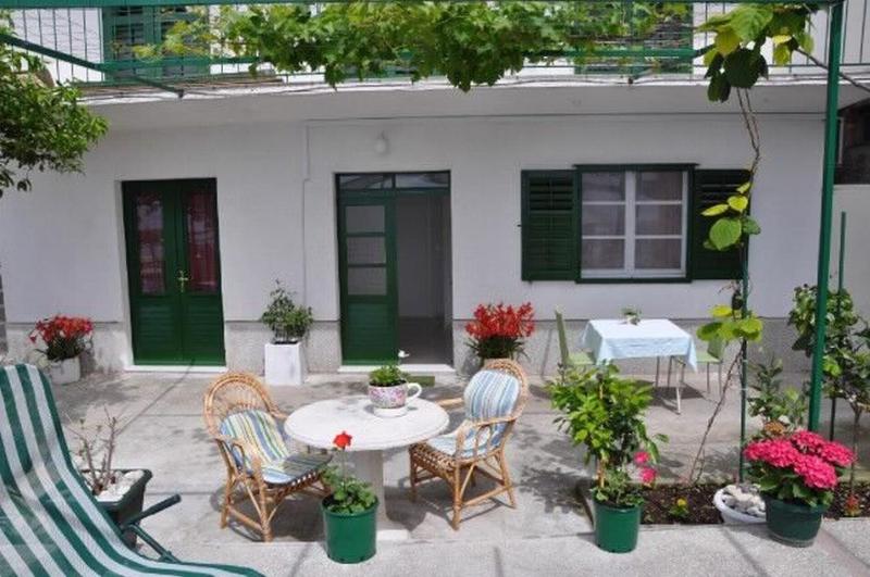 One-Bedroom apartment Standard image 1