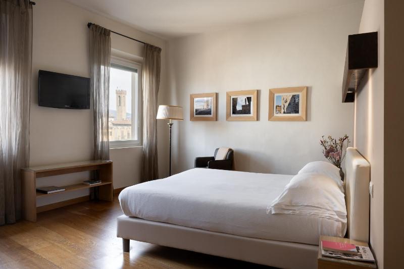 Deluxe Studio with View  image 1