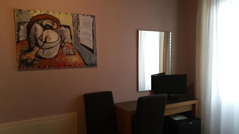 Quadruple Room image 3