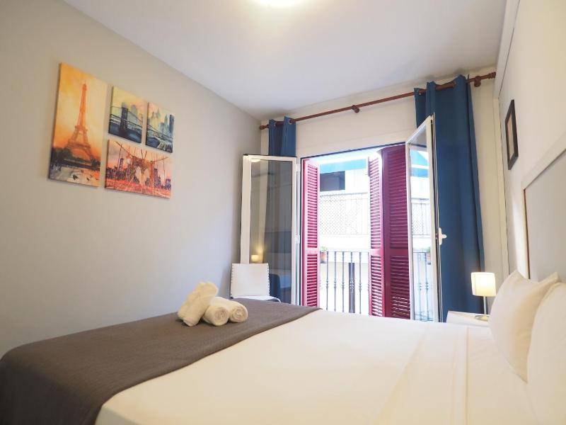 Balcony View Apartment by Hello Homes Sitges - image 14