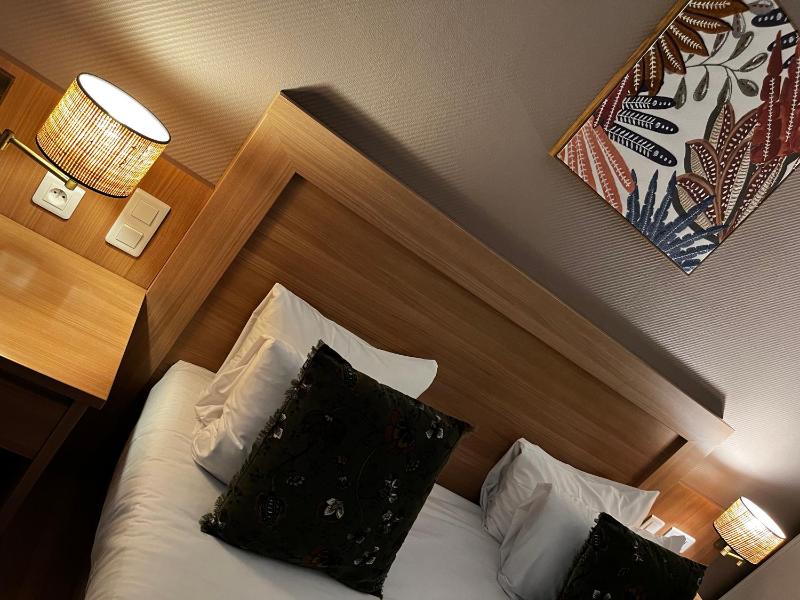 Superior Double Room image 4