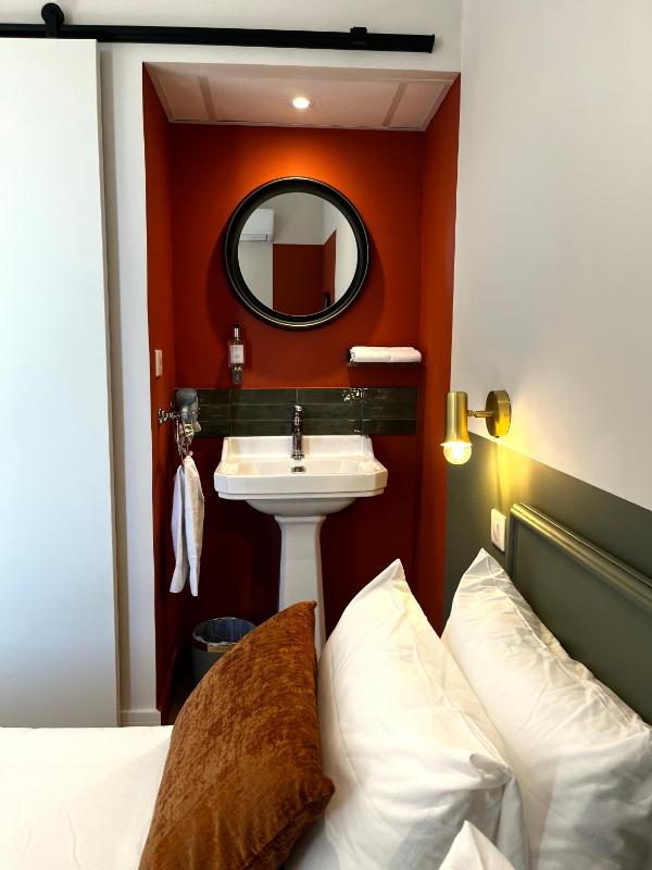 Comfort Double or Twin Room image 3