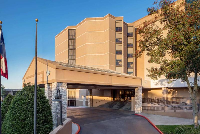 Sonesta Hotel Houston IAH Airport - image 43
