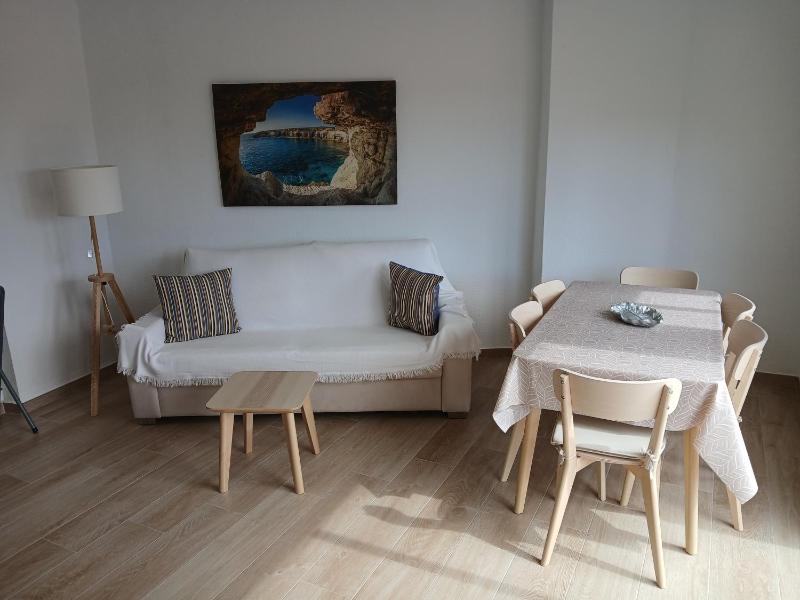 Penthouse Apartment with Solarium image 2
