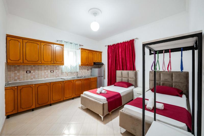 Family Room image 3