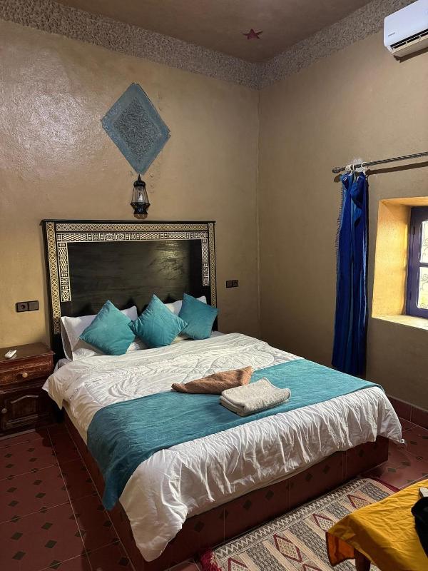 Double Room image 1