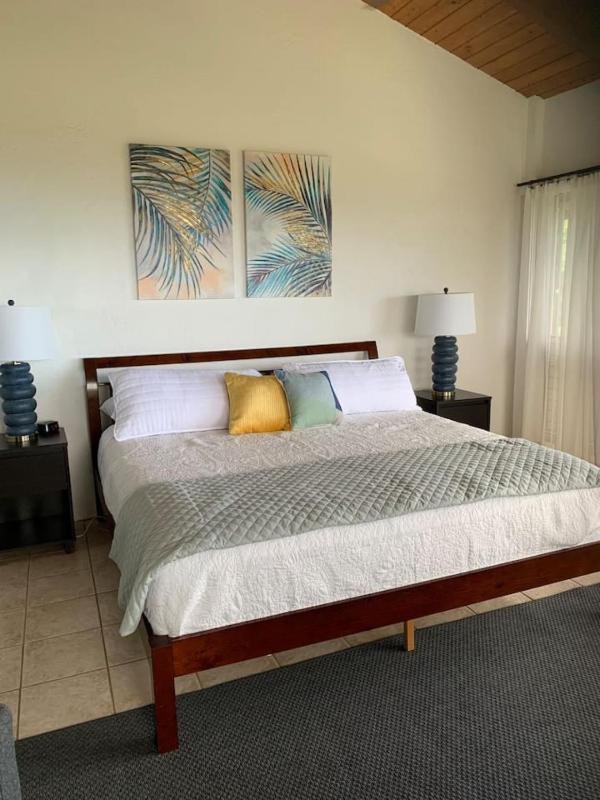 Grand Hawaiian Villa Ocean Views Pool with Ohana Suite - image 11