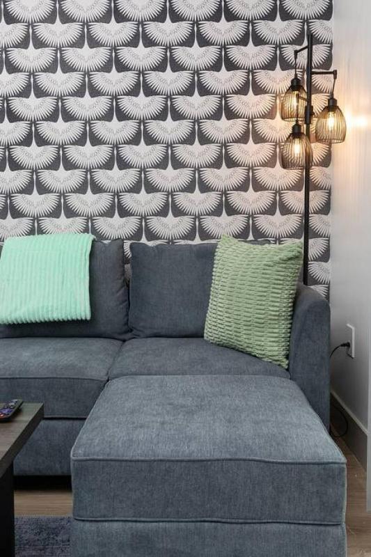 The Tar Heel - Stylish 4BR with City Views - Free Parking - Gym - image 21