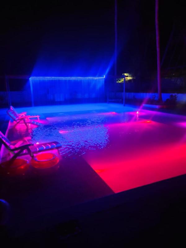 Rock Bottom Pool Villa - image 17