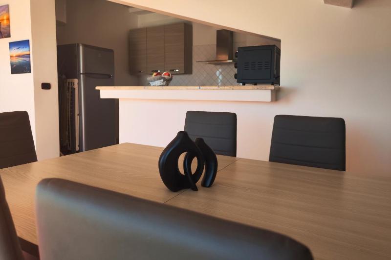 Rotolo Suite 601 - image 13