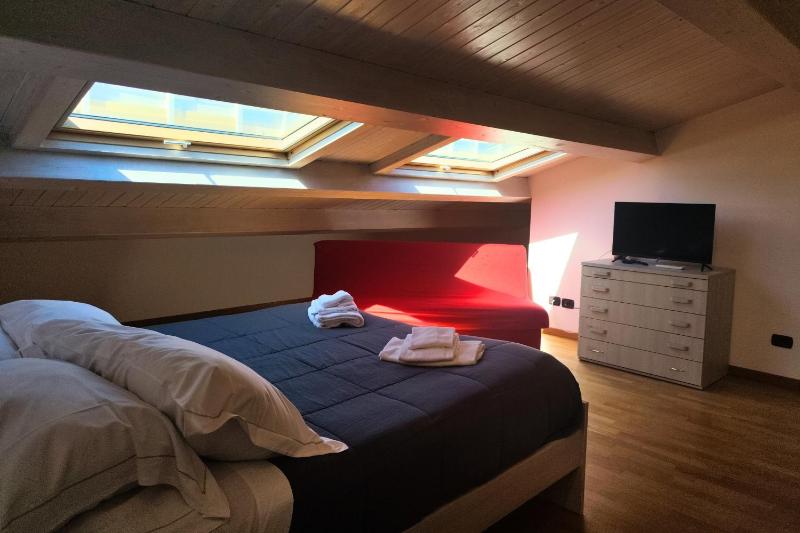 Rotolo Suite 601 - image 6