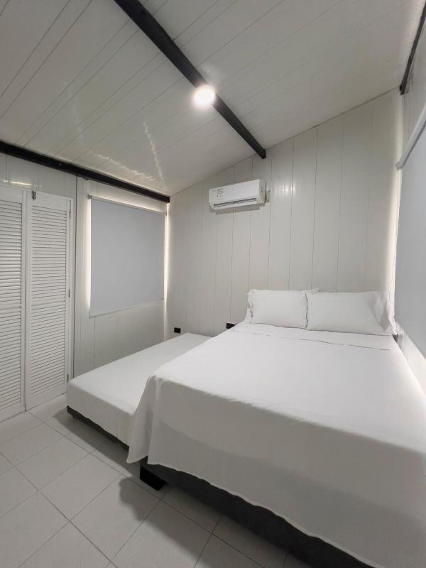 Villa 28 Huéspedes con Piscina Privada y Playa - image 12