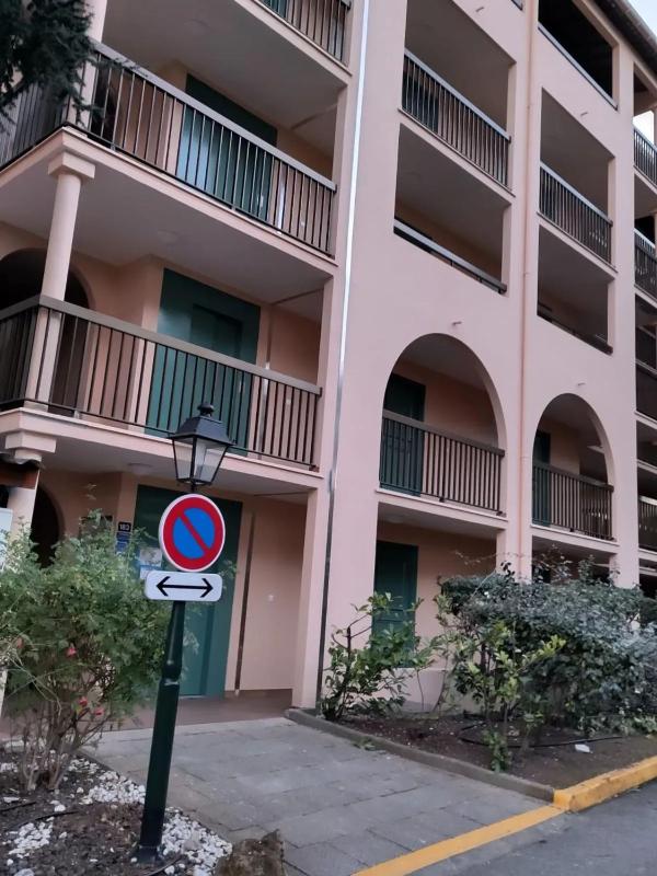 Appartement moderne avec vue mer à Six-Fours-les-Plages - image 40