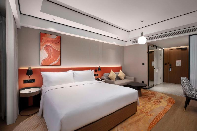 King Room - High Floor image 2