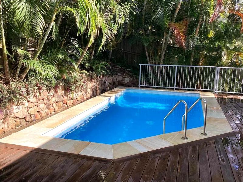 Noosa Views 4 Relaxed Coastal Escape - image 3