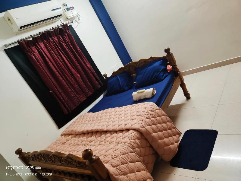 Pondy City Stay - image 13
