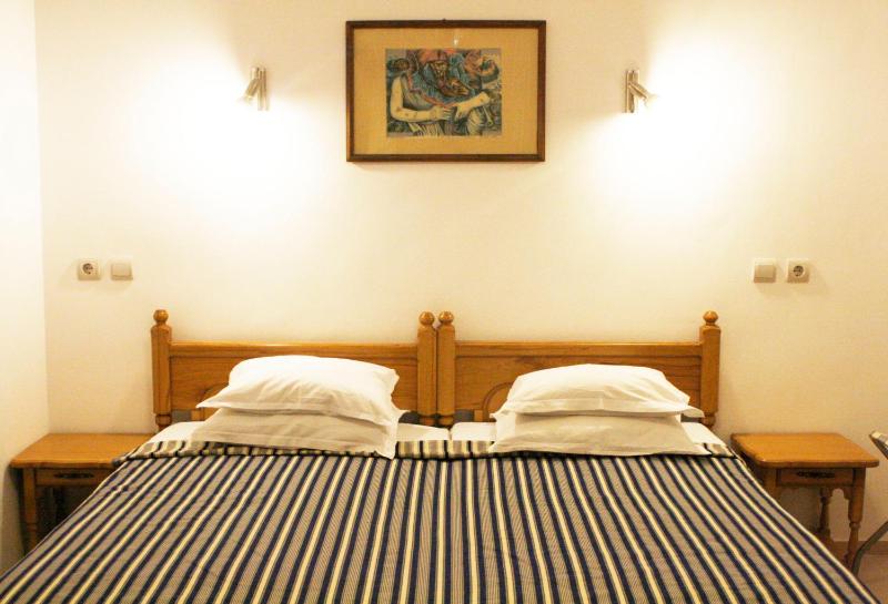 Superior Double Room with Free Secured Parking image 2