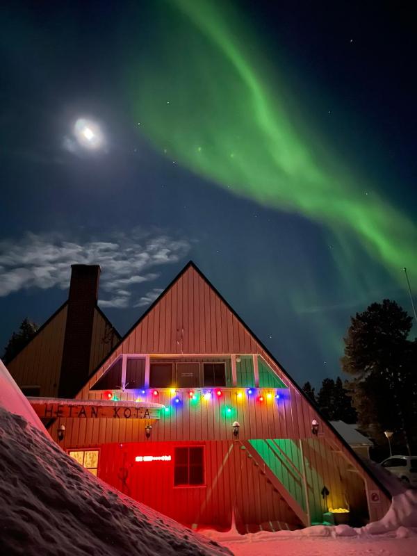 Triple Room with Shared Bathroom image 1