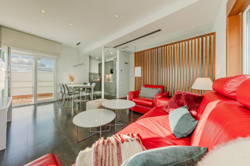 Duplex Two-Bedroom Penthouse with Private Terrace image 3