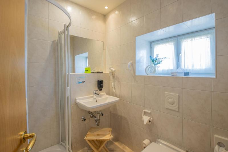 Single Room image 2