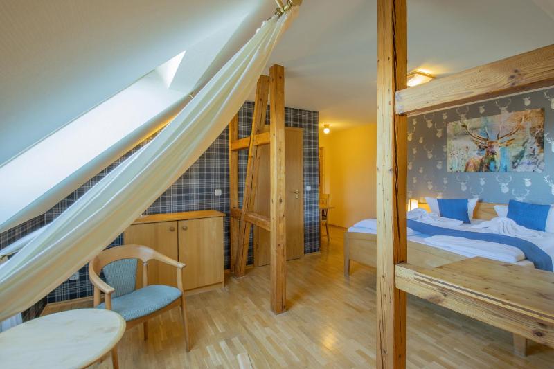 Deluxe Double Room image 4