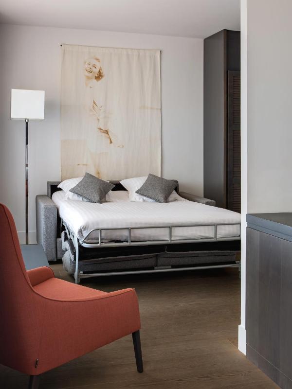 Suite with Terrace image 2