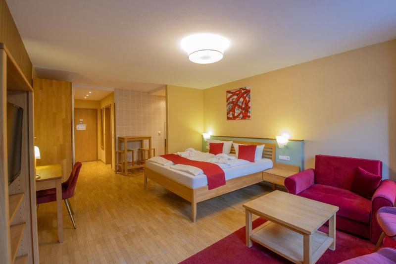 Double Room with Terrace image 1