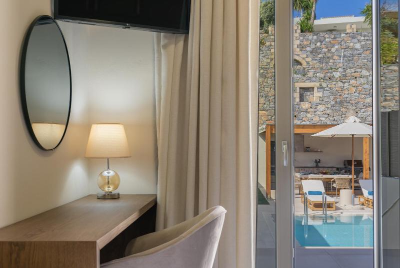 Elysian Villa 2 With Private Pool - image 13