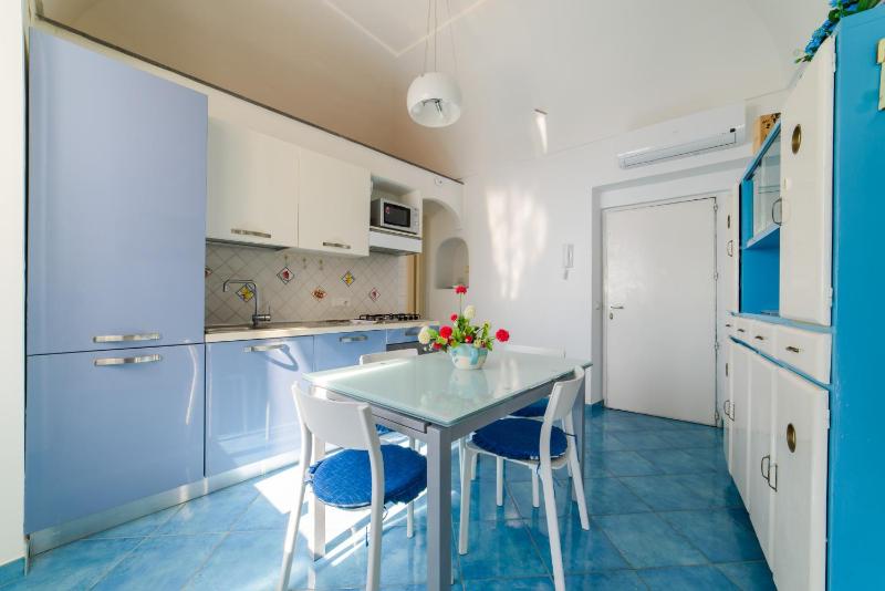Casa Vacanze La Rosa Del Mare - image 18