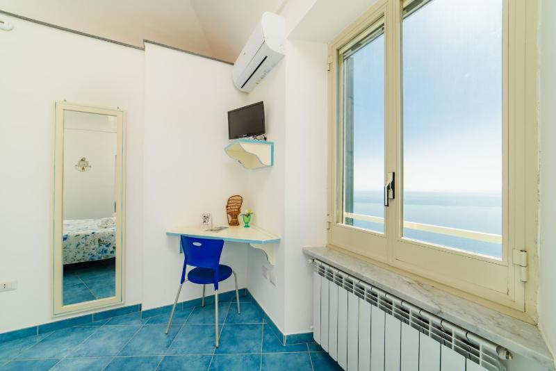Casa Vacanze La Rosa Del Mare - image 43