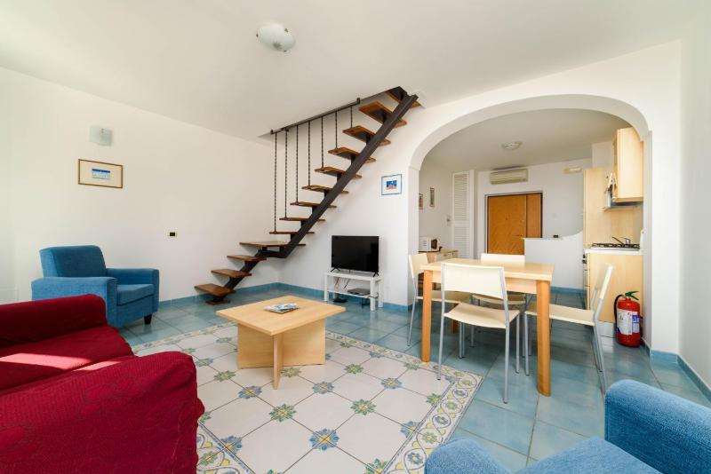 LUIMAR Holiday House - image 8