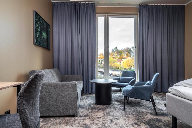 Business Double Room image 4