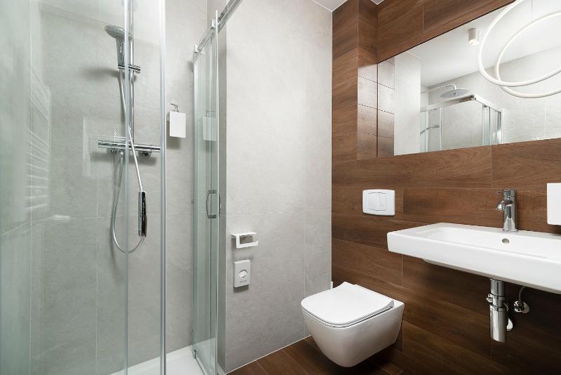Double Room image 3