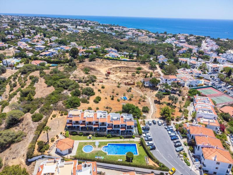 Colina Verde G - Charming 1-Bedroom Townhouse - image 15