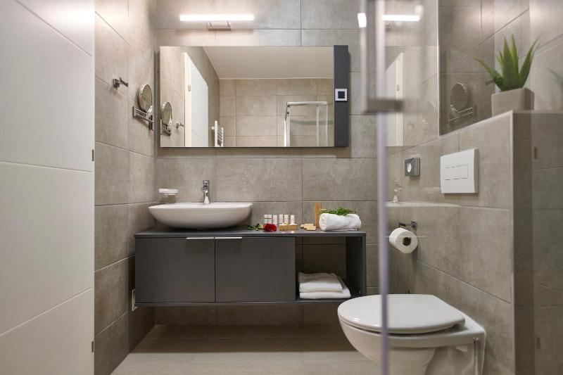 Two-Bedroom Apartment with Balcony image 2
