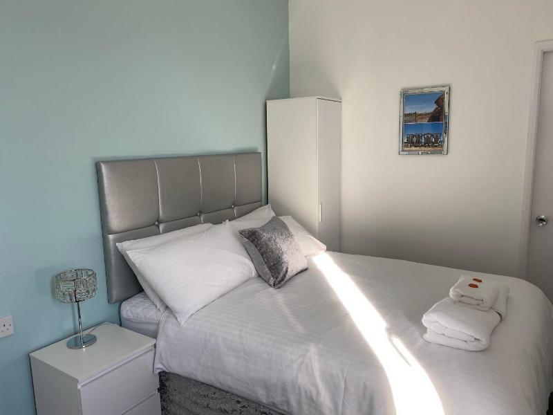 Double Room - Second Floor image 3
