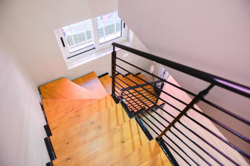 Vila Kazazi - Premium City Center Apartments - Exceptional Rated - image 2