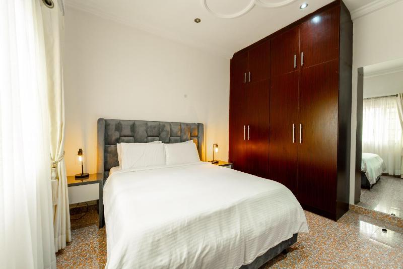 Heritage Suite by LSP HOMES 3 Bedrooms Lekki Phase 1 - image 5
