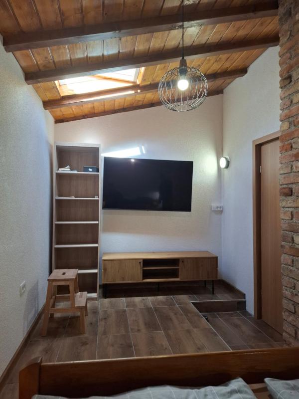 One-Bedroom House image 4