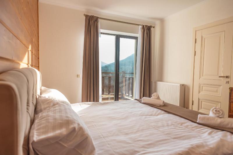 Double Room with Balcony image 1